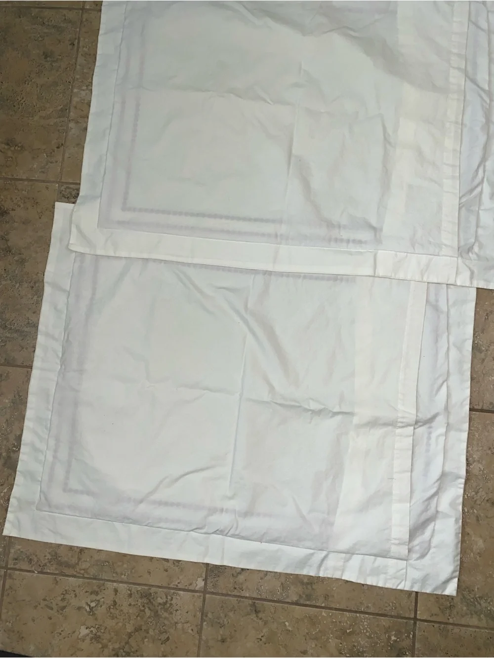 2 Pottery Barn Ruby Embroidered Dotted Border Off White Standard Shams